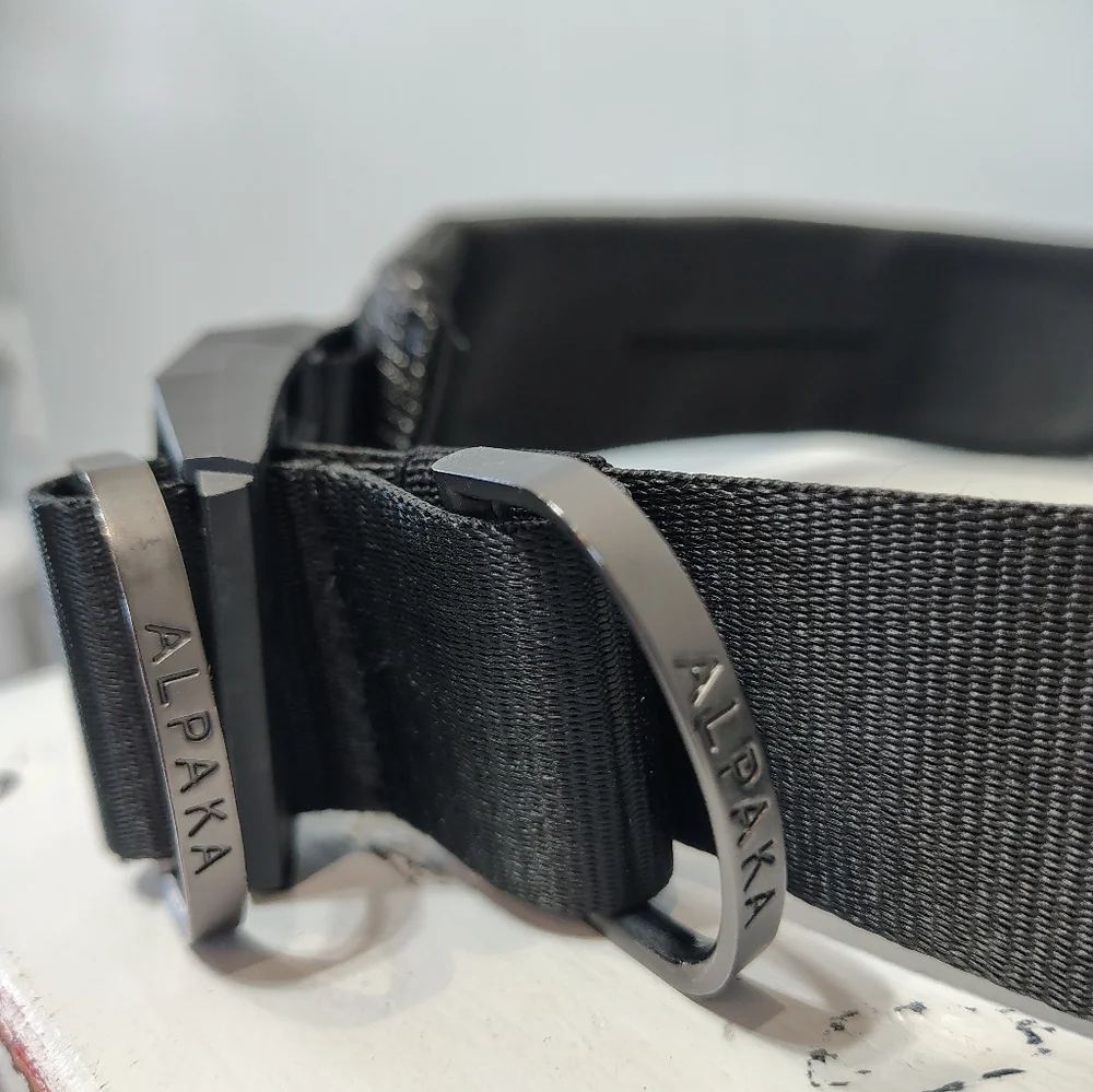 ALPAKA Air‎ Sling Pro Compact Antitheft Shoulder Bag Fidlock Magnetic Travel